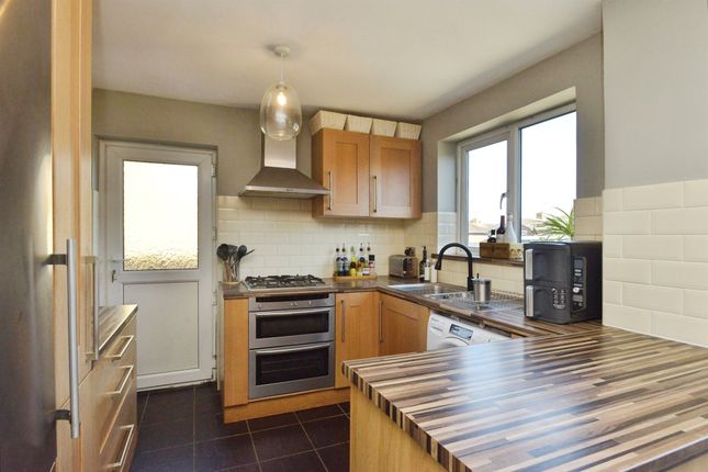 78, Milford Avenue, Milton Keynes photo 3