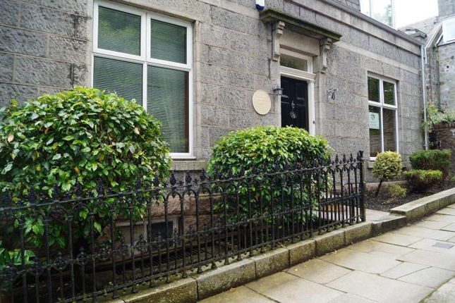 Thumbnail Flat to rent in South Crown Street, Aberdeen