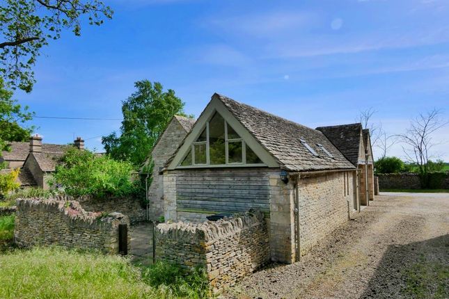 Thumbnail Cottage to rent in Fosse Cross, Chedworth, Cheltenham