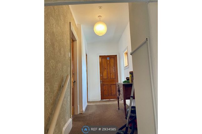 Room   Whitecross Road, Hereford photo 4