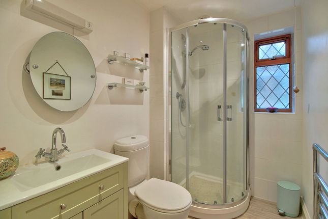 Annex Shower Room