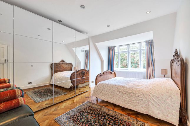 Detached house for sale in Vale Close, Maida Vale, London