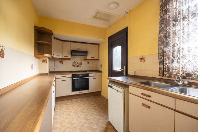 7, Lyndhurst Avenue, Dundee photo 4