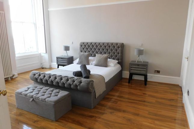Flat to rent in Westminster Terrace, West End, Glasgow