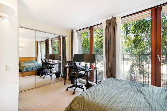Flat 7, Naylor Building East, 15, Adler Street, London photo 4