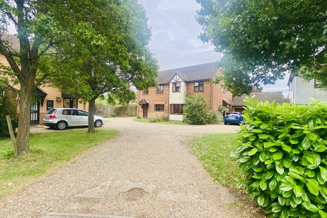 4 Bedroom House, Hopkins Close, Cb4