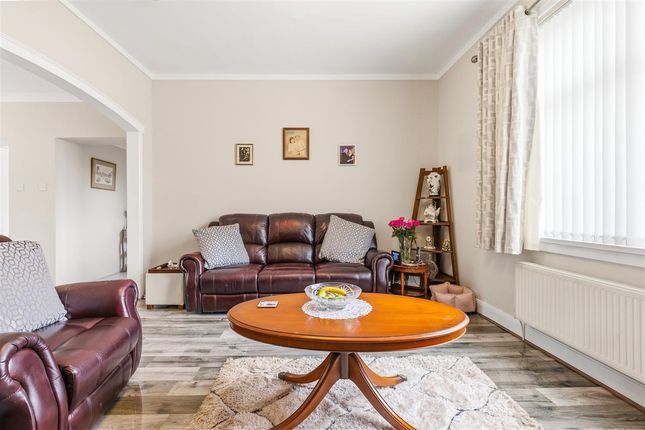 21, Uphall Station Road, Pumpherston photo 4