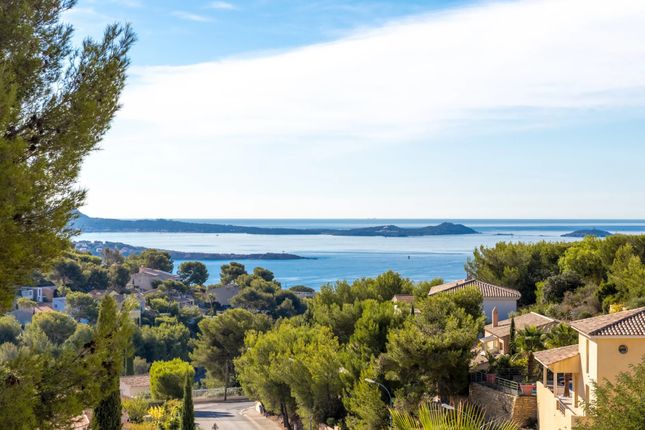 Thumbnail Villa for sale in Bandol, Provence Coast (Cassis To Cavalaire), Provence - Var