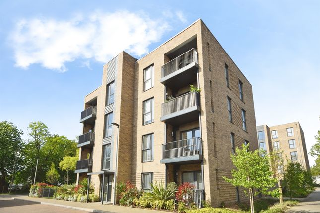 3, Peregrine Drive, Brentwood photo 2
