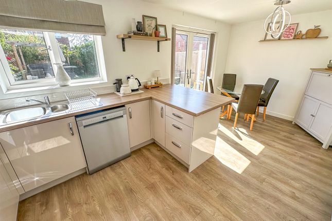 50, Bowman Road, Corby photo 4