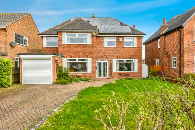 Thumbnail Detached house for sale in Knowle Avenue, Southport