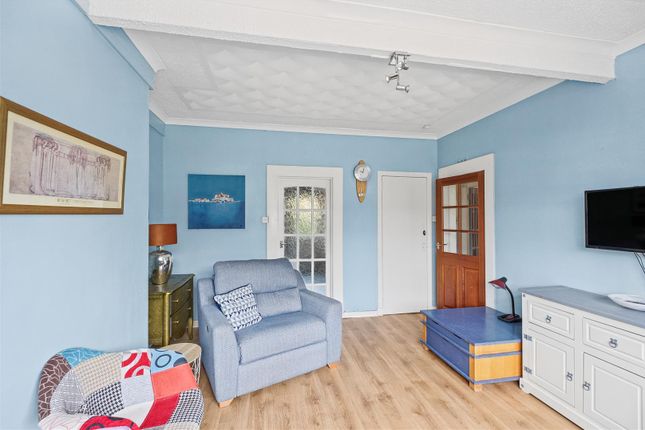 66, Dechmont Street, Hamilton photo 4