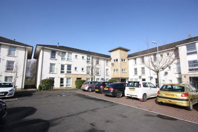 Flat to rent in Jenny Lind Court, Thornliebank, Glasgow G46