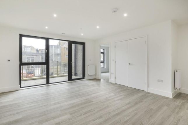 Apartment 53, 1 Pioneer Wharf, 4, Medway Street, Chatham photo 5