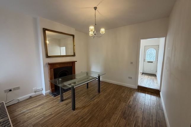 45, Swindon Road, Birmingham photo 4