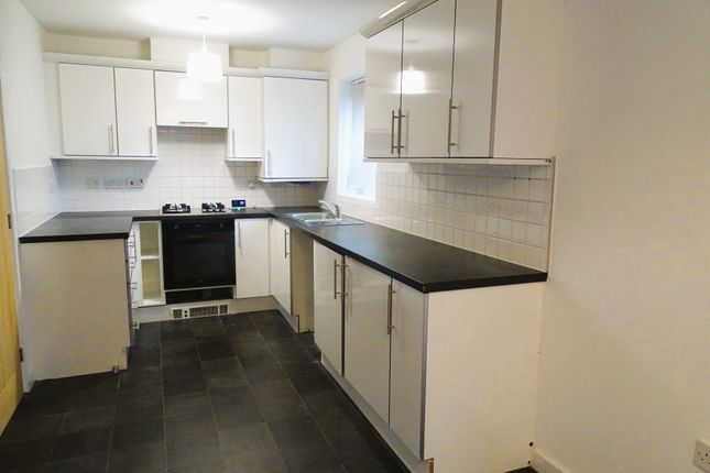 5, Valley Close, Wigan photo 4