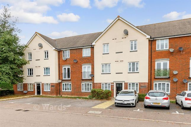46, Covesfield, Gravesend photo 2
