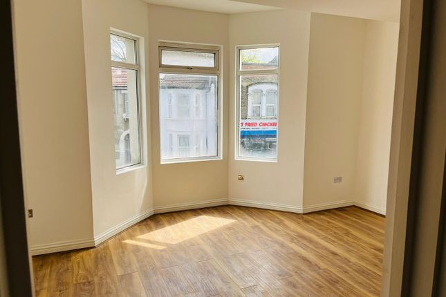 Thumbnail Room to rent in Terrace Road, London
