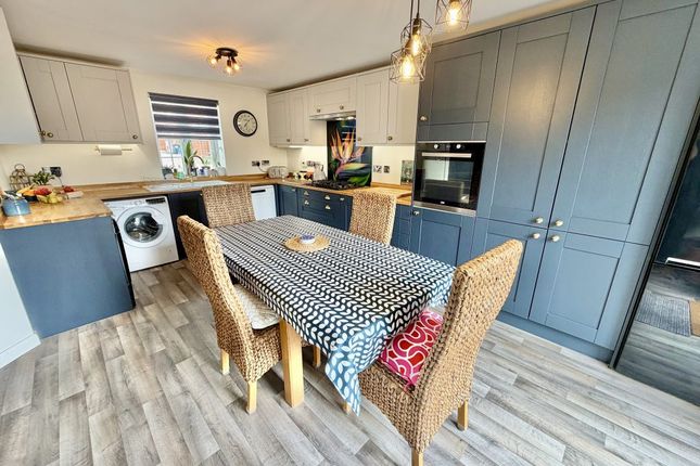 50, Nelson Way, Yeovil photo 2