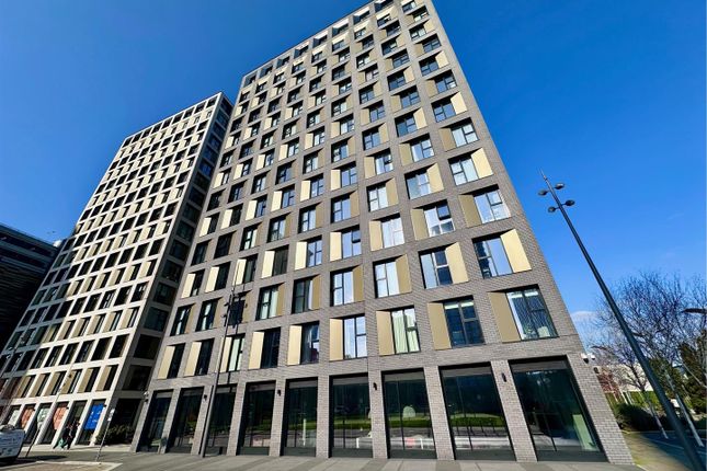 1-bed flat on Apartment 1006, High Definition, Salford, £190,000
