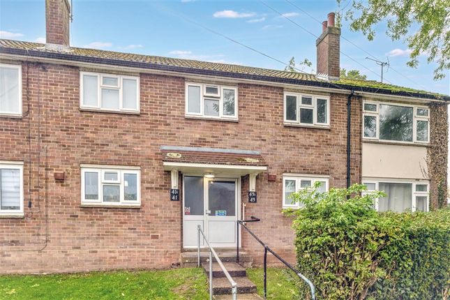 1-bed flat on Jenner Way, ALTON, £100,000