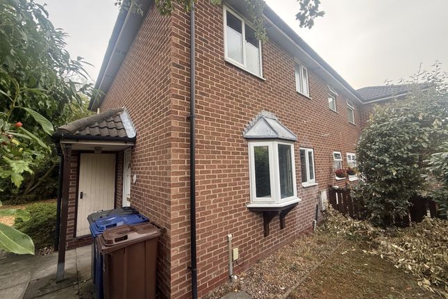 1-bed terraced on 31 Pinewood Drive, Selby, £100,000