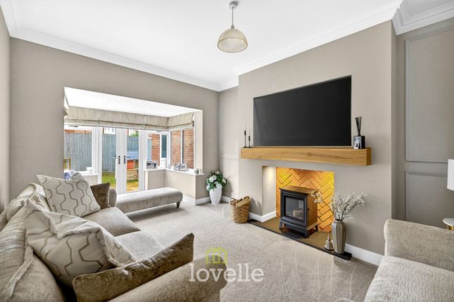 14 Mellor Way, Grimsby photo 2