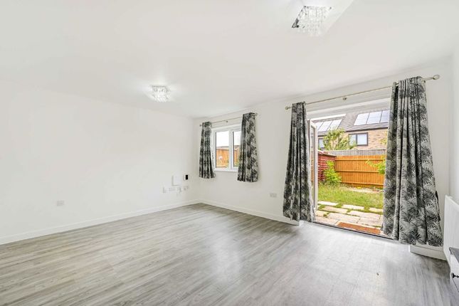 9, Capa Taro Way, Harrow photo 3