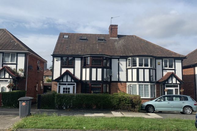 Semi-detached house to rent in Vivian Avenue, Wembley