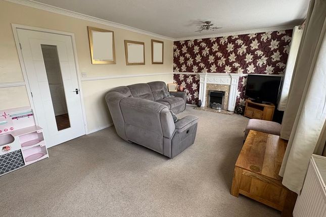 8, Bryn Cadno, Colwyn Bay photo 4