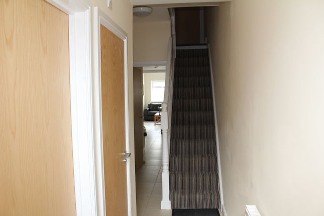 7 Bed Property To Rent In Norman Street Cathays Cardff Cf24 Zoopla