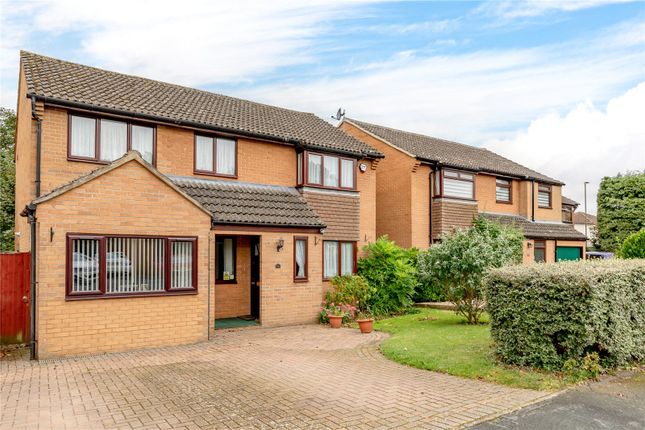 Detached house for sale in Severn Close, Bicester, Oxfordshire