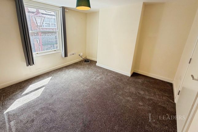5A, Wilmot Street, Derbyshire photo 2