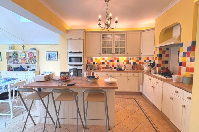 9, Freehold Road, Ipswich photo 2