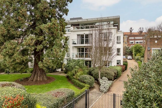 2-bed flat on Flat 6, Hightrees, 9, Queensmere Road, London, £550,000