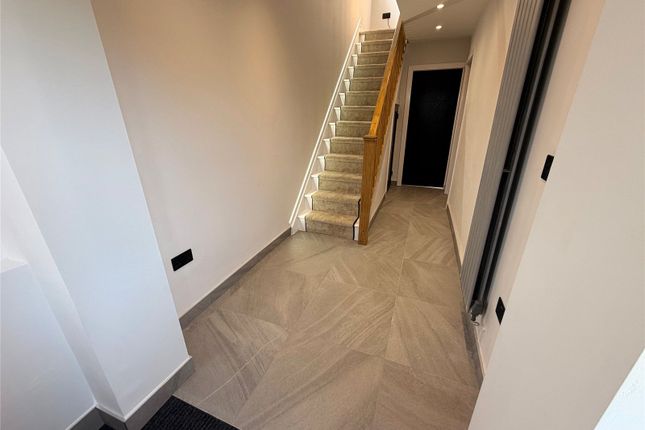16, Eskdale Avenue, Bolton photo 4