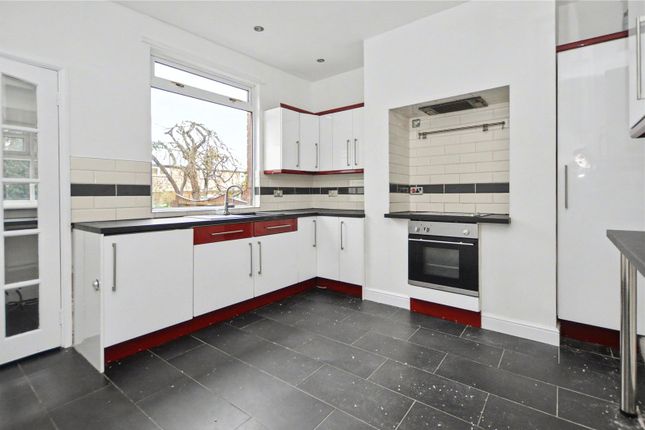 14, Quarry Hill, Leeds photo 3