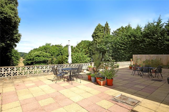 Tranquil, 18, Top Park, Gerrards Cross photo 4