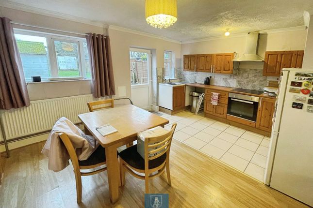 26, Links Road, Coventry photo 2