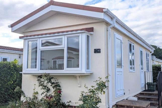 1-bed caravan on 28 Rickwood Park, Horsham Road, Beare Green, £83,500