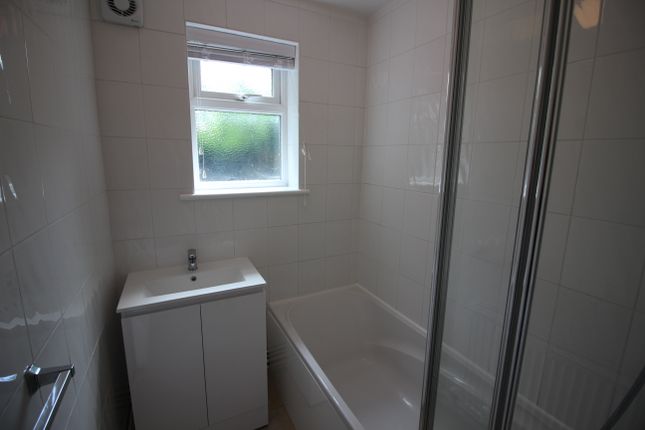 1, Dorchester Court, Oxhey photo 3