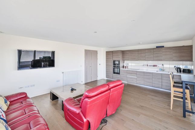Flat for sale in Deveraux House, Woolwich Riverside, London