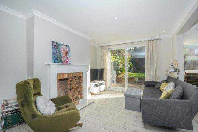 7, The Grove, Berkshire photo 2