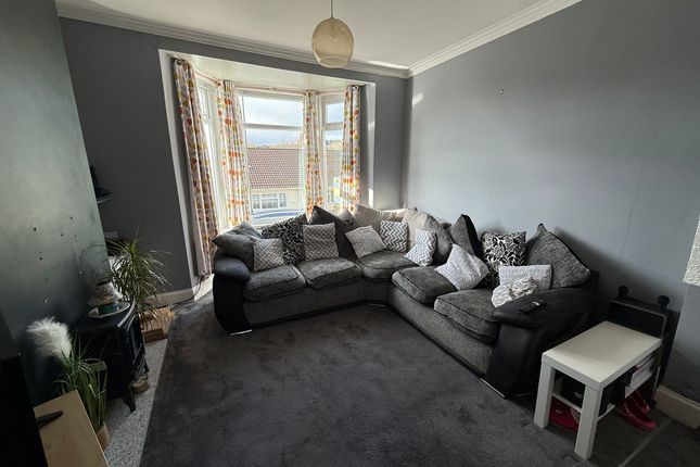 3, Glanddu Road, Blackwood photo 2