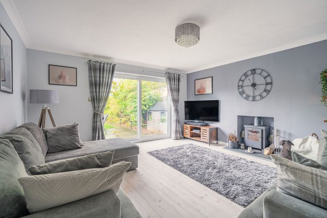 1 Ffordd Parc Castell, Rhyl photo 2
