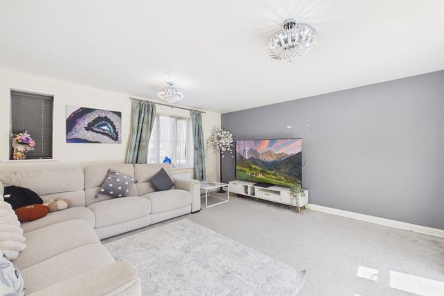 2, Merryweather Street, Aylesbury photo 4