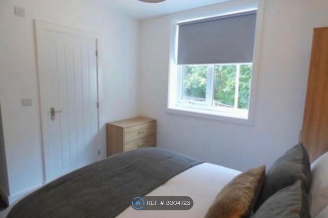 Hyde Road, Denton, Manchester photo 2