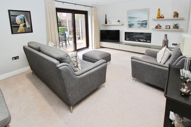 St James Court, Sandiacre photo 3