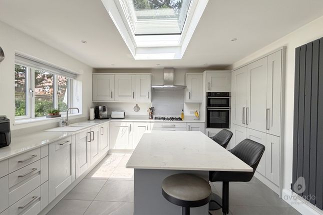 40 Long Lane, Tilehurst, Berkshire photo 4