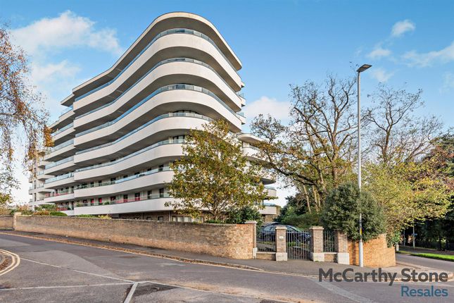 1-bed flat on 16 Horizons, Churchfield Road, Poole, £115,000